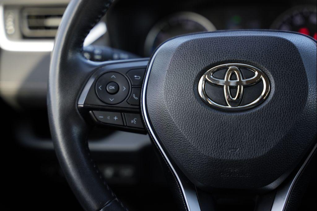 used 2019 Toyota RAV4 Hybrid car, priced at $21,999