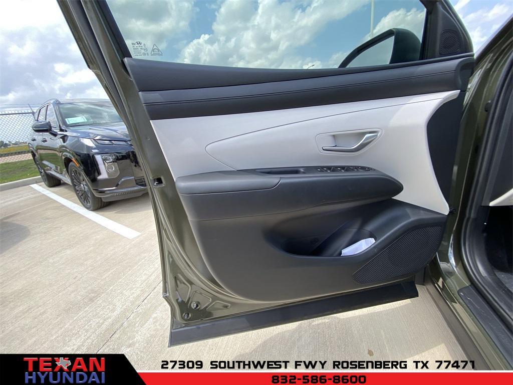 new 2025 Hyundai Tucson car, priced at $26,680