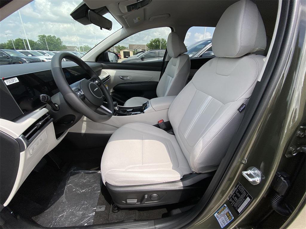 new 2025 Hyundai Tucson car, priced at $26,680