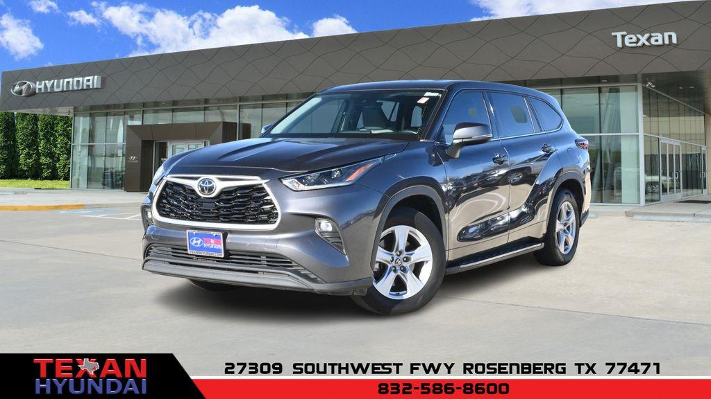 used 2021 Toyota Highlander car, priced at $21,997