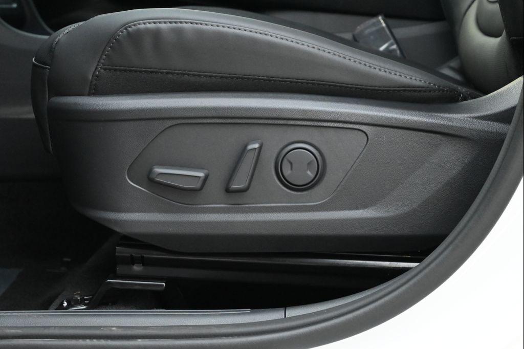 new 2026 Hyundai TUCSON Hybrid car, priced at $37,028