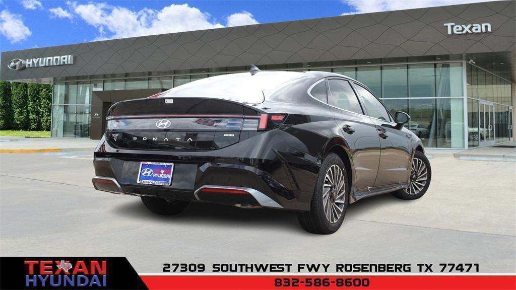 new 2025 Hyundai Sonata Hybrid car, priced at $36,952