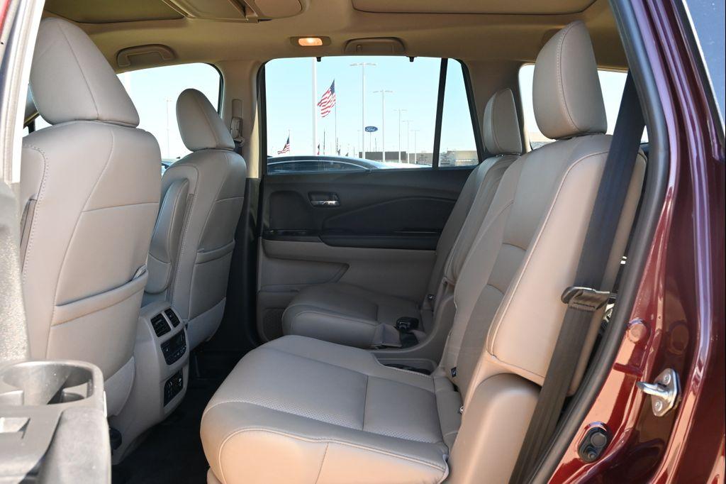 used 2019 Honda Pilot car, priced at $26,998