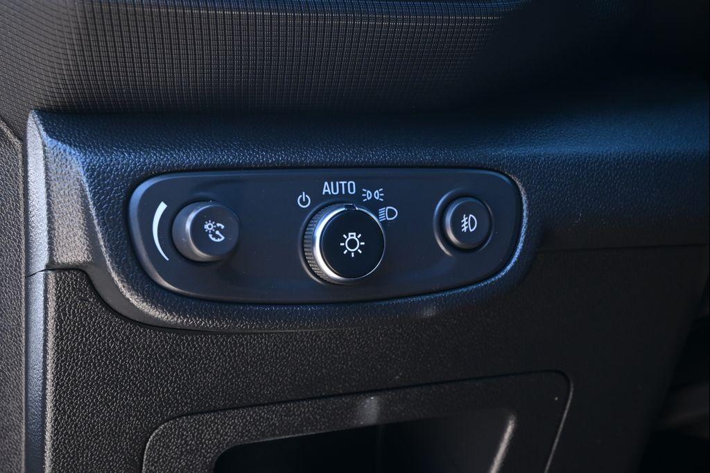 used 2023 Chevrolet TrailBlazer car, priced at $18,798