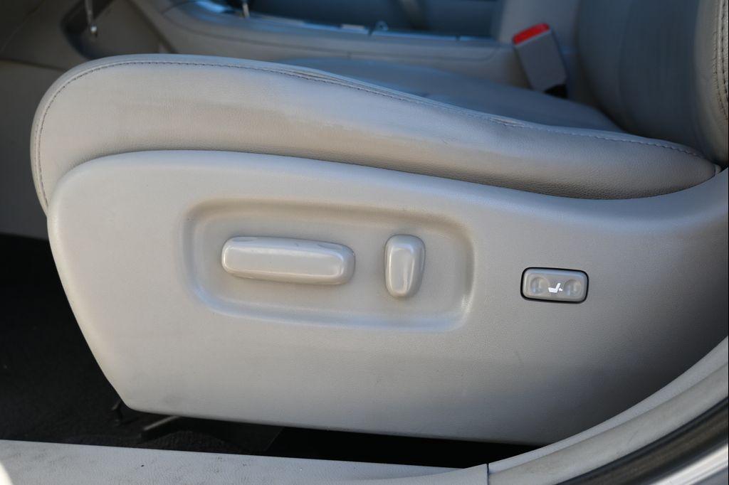 used 2011 Toyota Highlander car, priced at $9,998