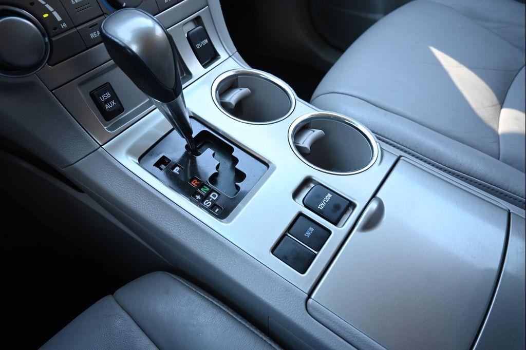 used 2011 Toyota Highlander car, priced at $9,998