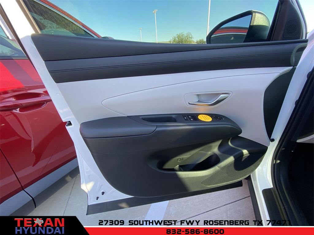 new 2025 Hyundai Tucson car, priced at $27,264