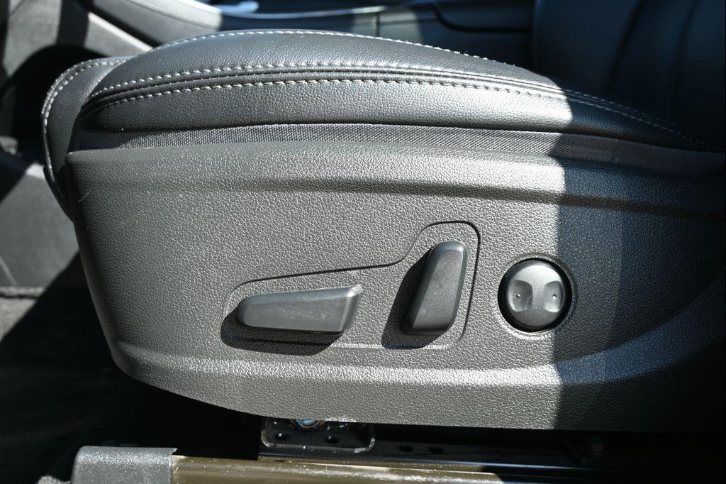 used 2023 Hyundai Santa Fe car, priced at $18,998