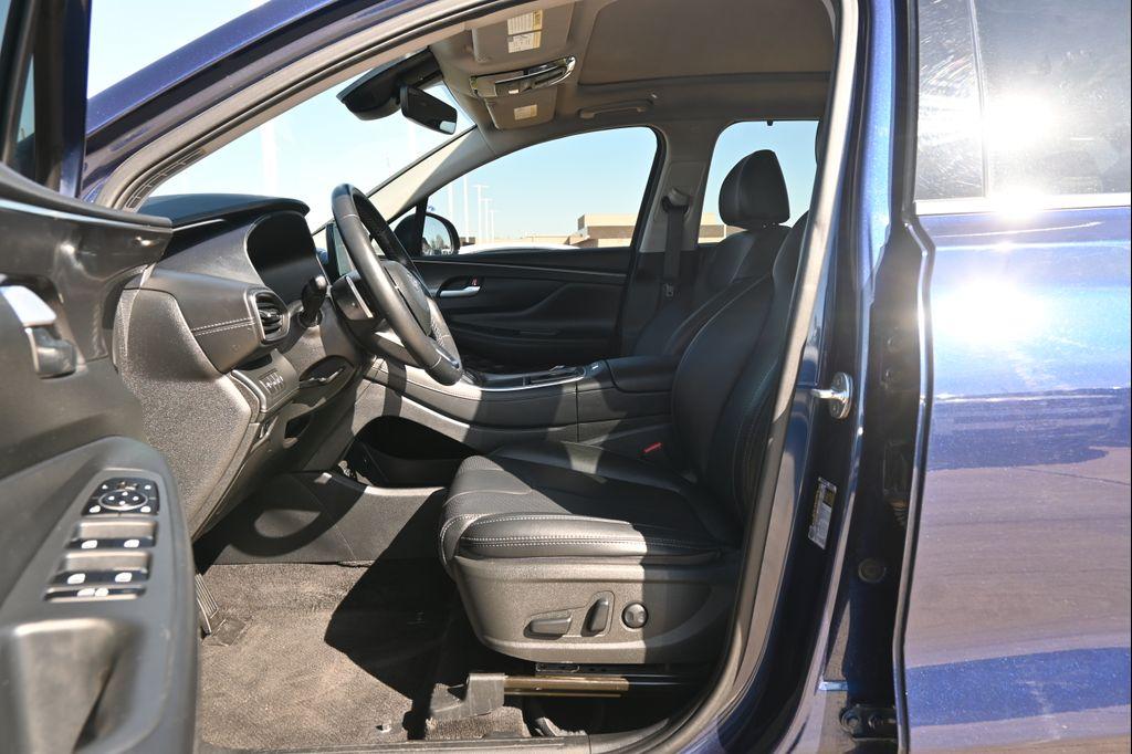 used 2023 Hyundai Santa Fe car, priced at $18,998