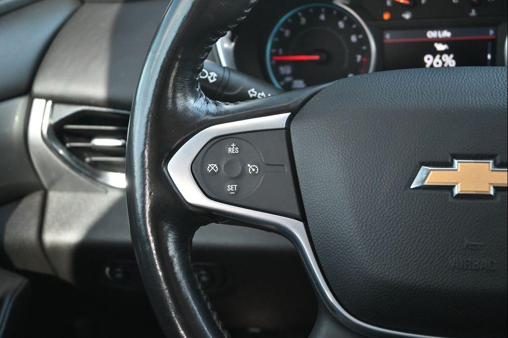 used 2021 Chevrolet Traverse car, priced at $19,996