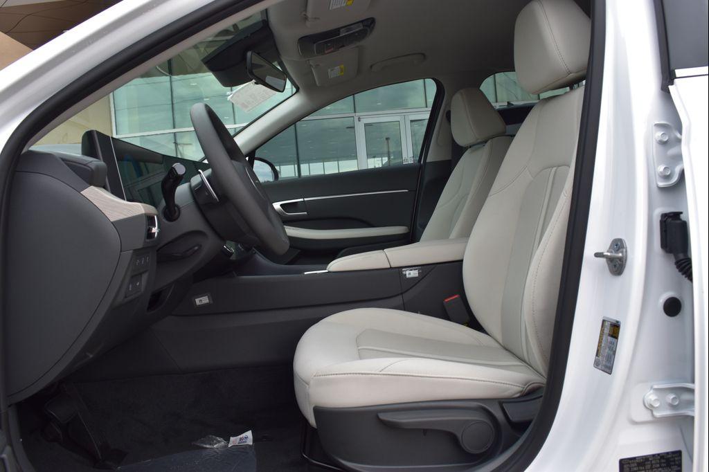 new 2026 Hyundai Sonata Hybrid car, priced at $30,647