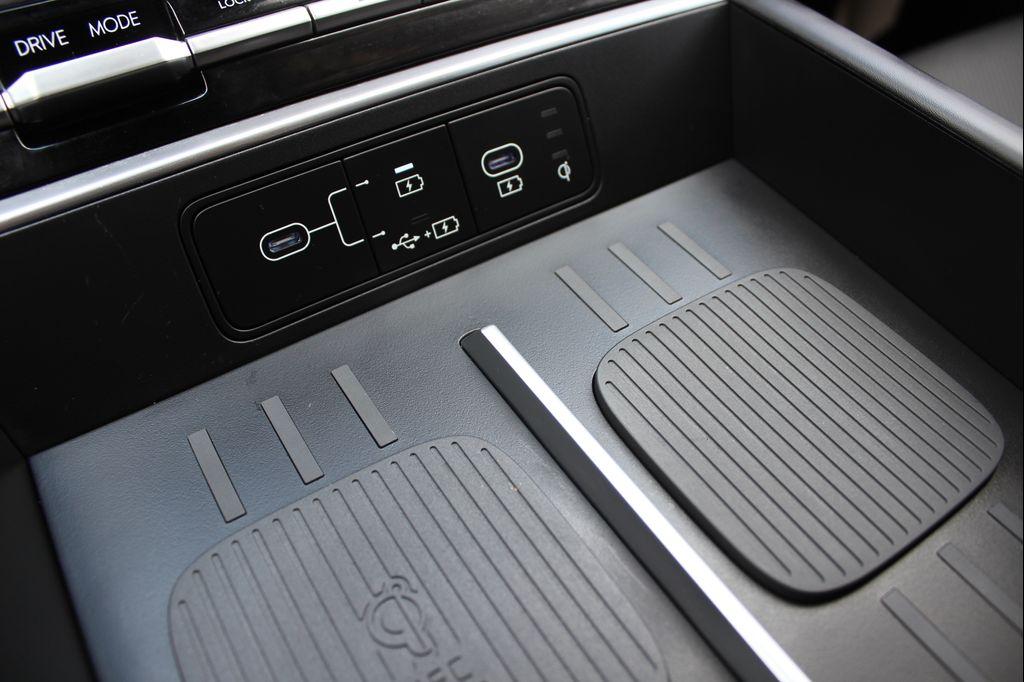 new 2025 Hyundai Santa Fe car, priced at $39,968