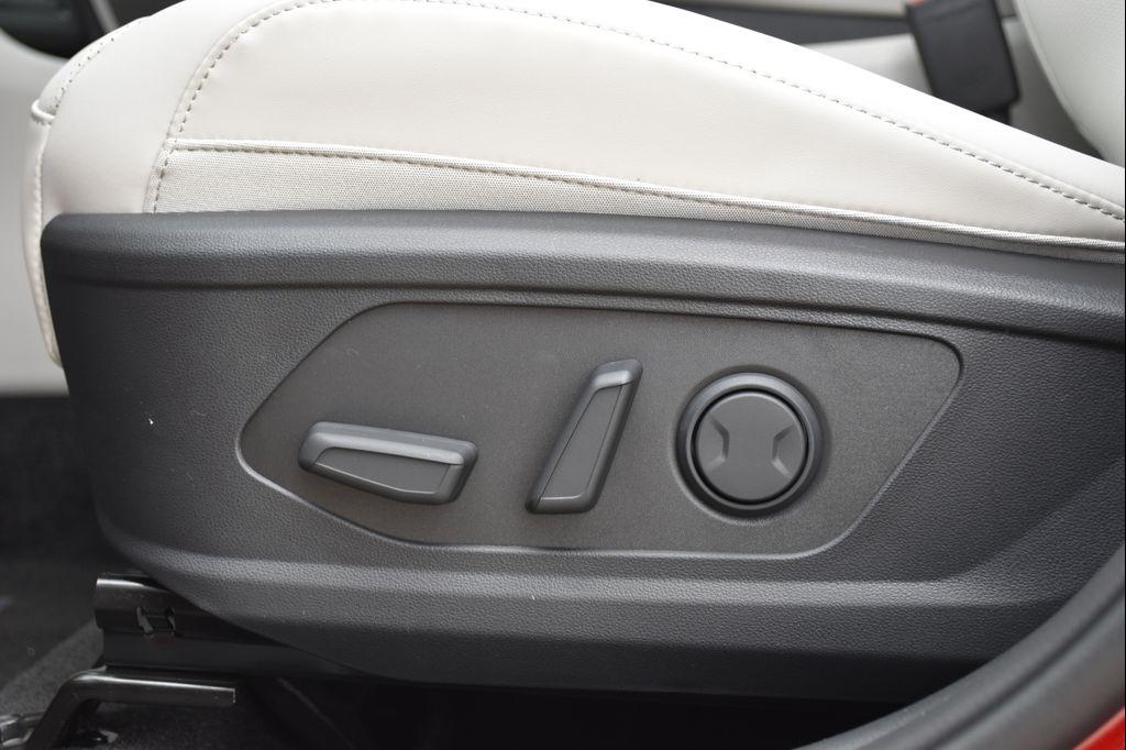 new 2026 Hyundai TUCSON Hybrid car, priced at $37,028