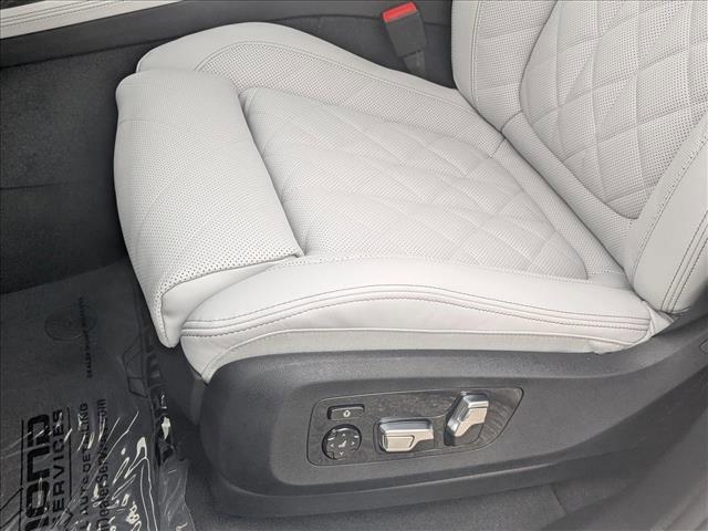 new 2026 BMW X7 car, priced at $92,465