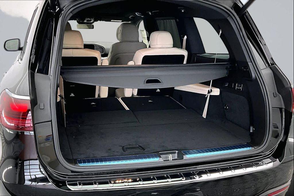new 2026 Mercedes-Benz GLS 580 car, priced at $131,185