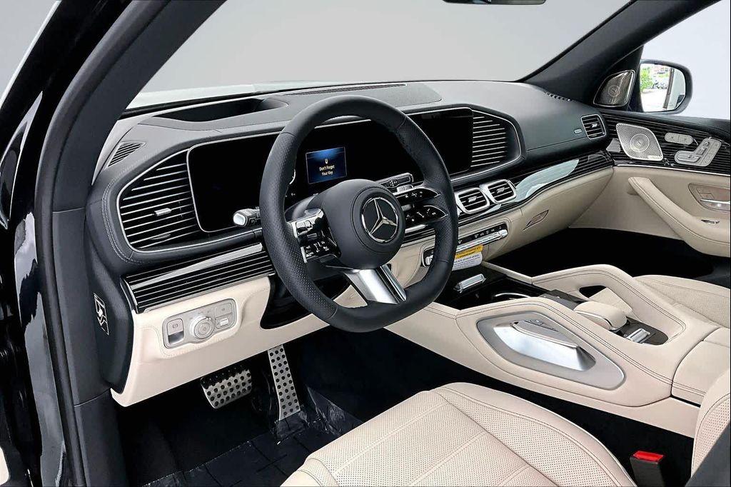 new 2026 Mercedes-Benz GLS 580 car, priced at $131,185