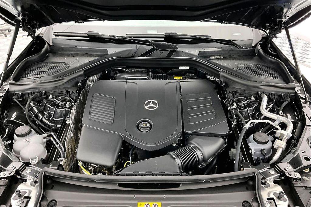 new 2026 Mercedes-Benz GLC 300 car, priced at $58,760