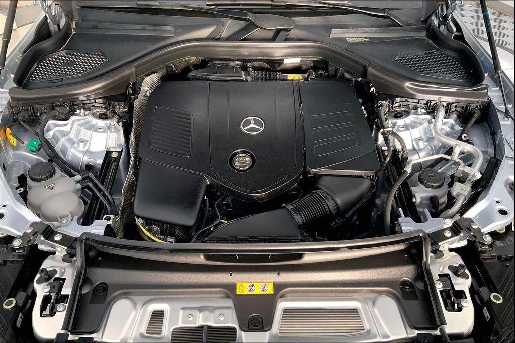 new 2025 Mercedes-Benz GLC 350e car, priced at $63,770