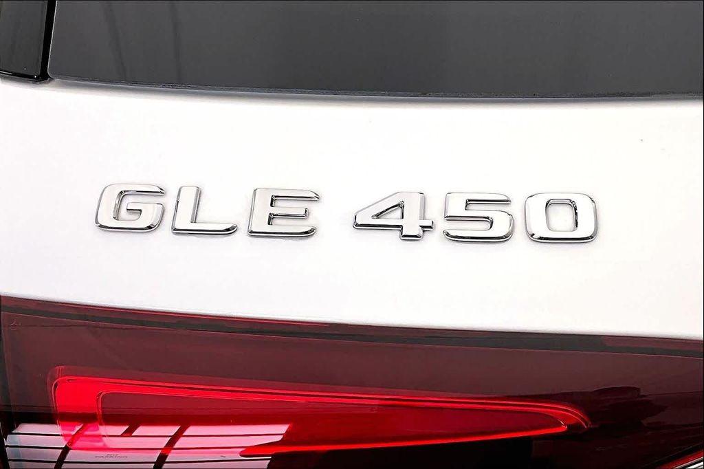 new 2026 Mercedes-Benz GLE 450 car, priced at $78,910