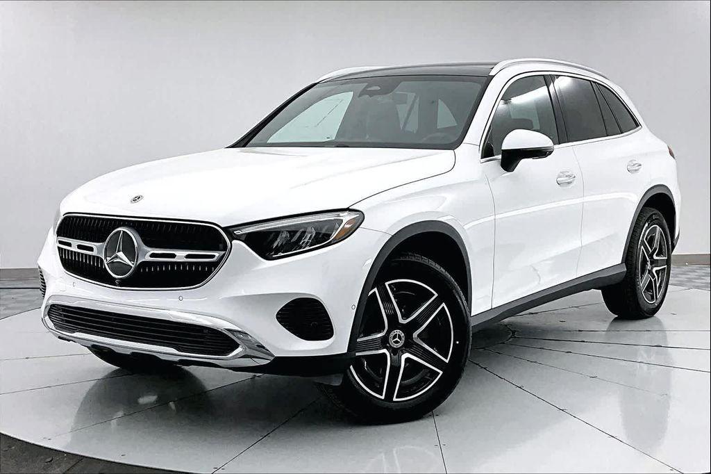 new 2026 Mercedes-Benz GLC 300 car, priced at $60,440