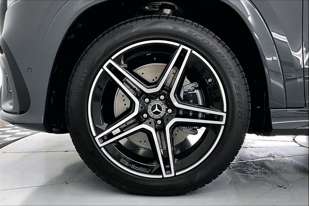 new 2026 Mercedes-Benz GLS 450 car, priced at $97,100