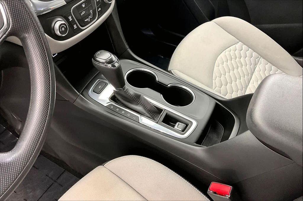 used 2020 Chevrolet Equinox car, priced at $13,861