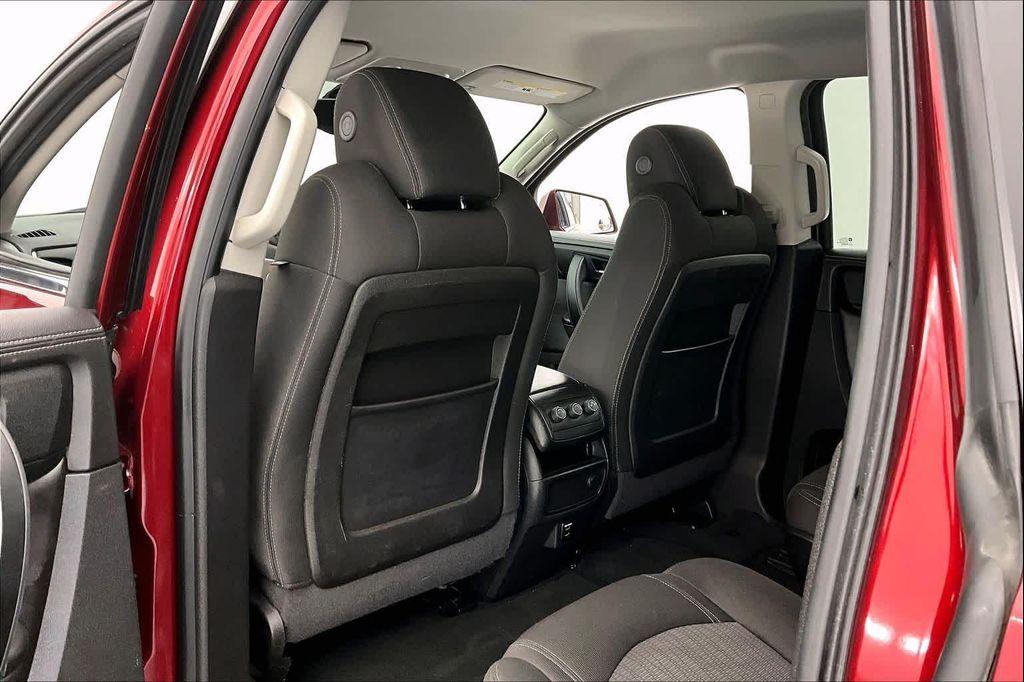 used 2016 Chevrolet Traverse car, priced at $10,925