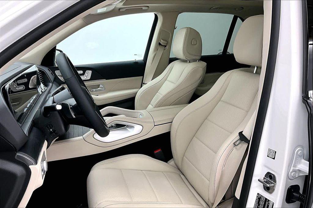 new 2026 Mercedes-Benz GLE 450 car, priced at $81,080