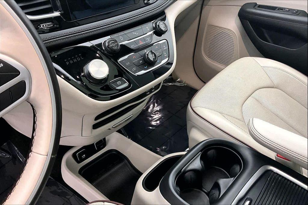 used 2018 Chrysler Pacifica car, priced at $17,502