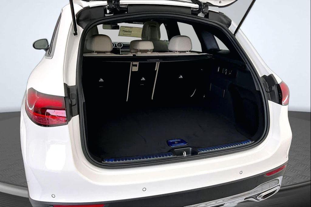 new 2026 Mercedes-Benz GLC 300 car, priced at $56,165