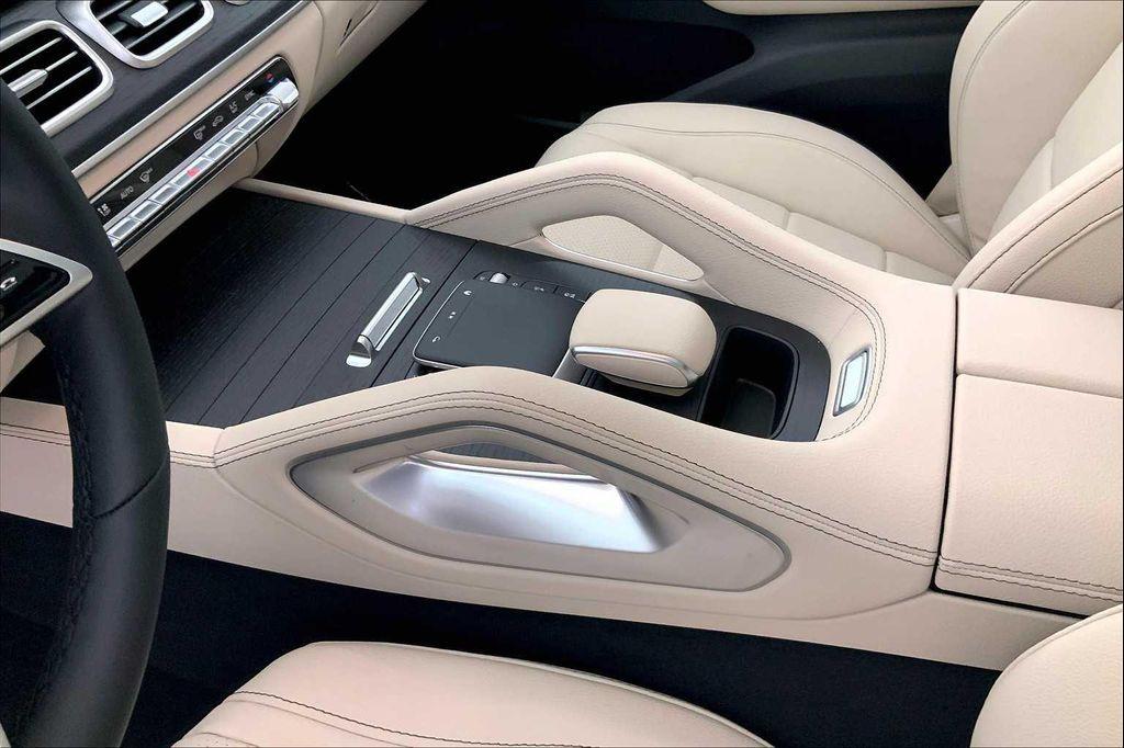 new 2025 Mercedes-Benz GLE 350 car, priced at $71,140