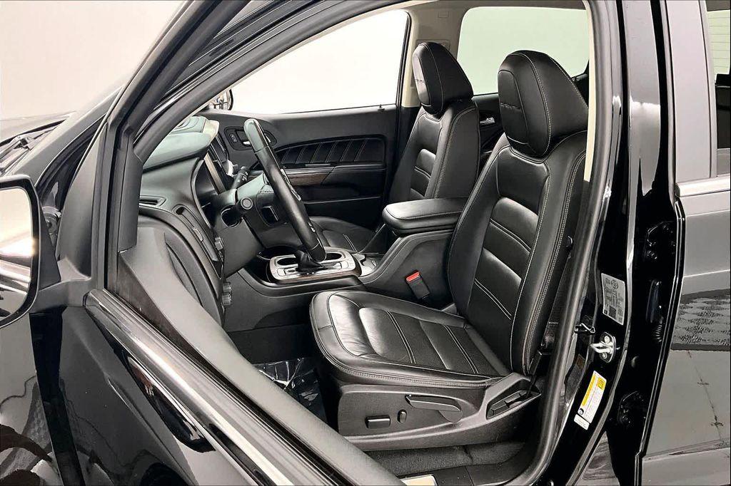 used 2022 GMC Canyon car, priced at $33,350