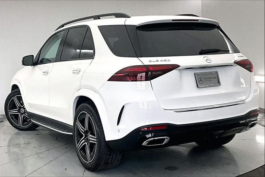 new 2026 Mercedes-Benz GLE 450 car, priced at $82,430