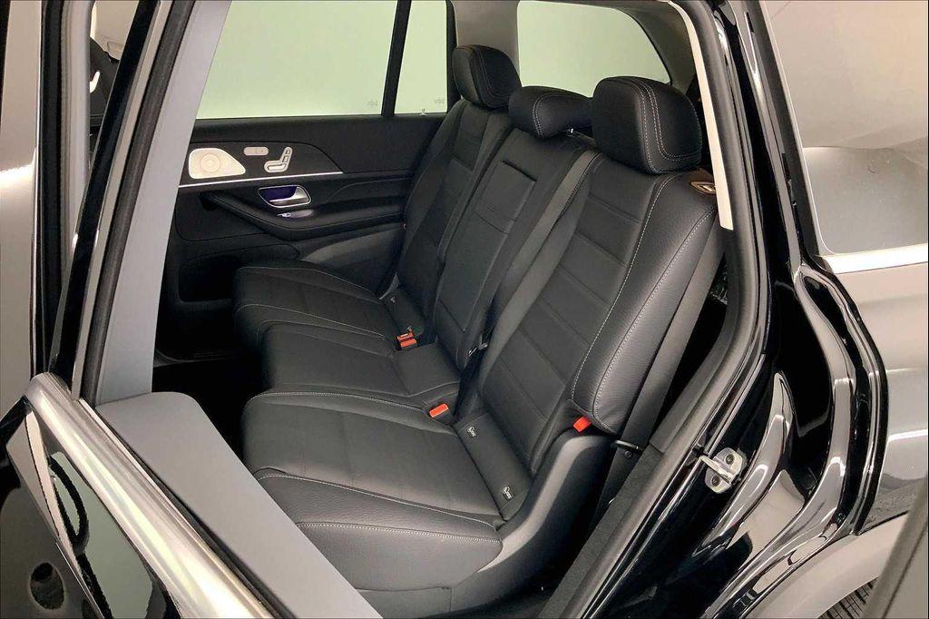 new 2026 Mercedes-Benz GLS 450 car, priced at $91,045