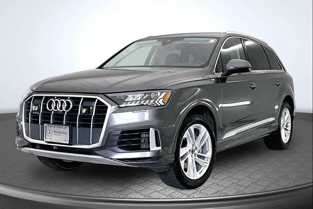 used 2024 Audi Q7 car, priced at $38,987