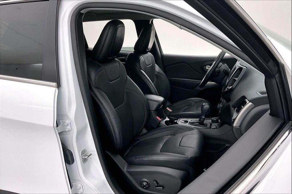 used 2021 Jeep Cherokee car, priced at $21,440