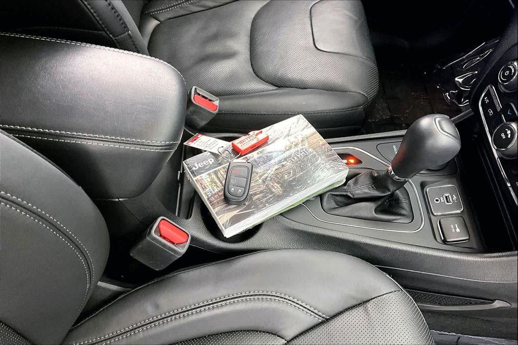 used 2021 Jeep Cherokee car, priced at $21,440