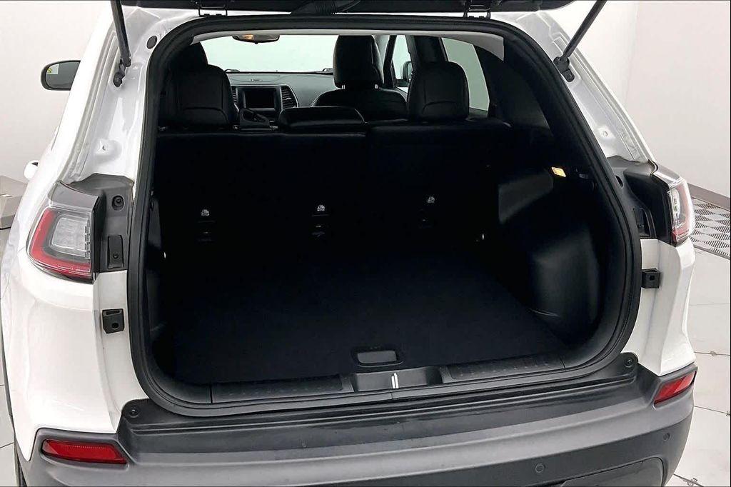 used 2021 Jeep Cherokee car, priced at $21,440