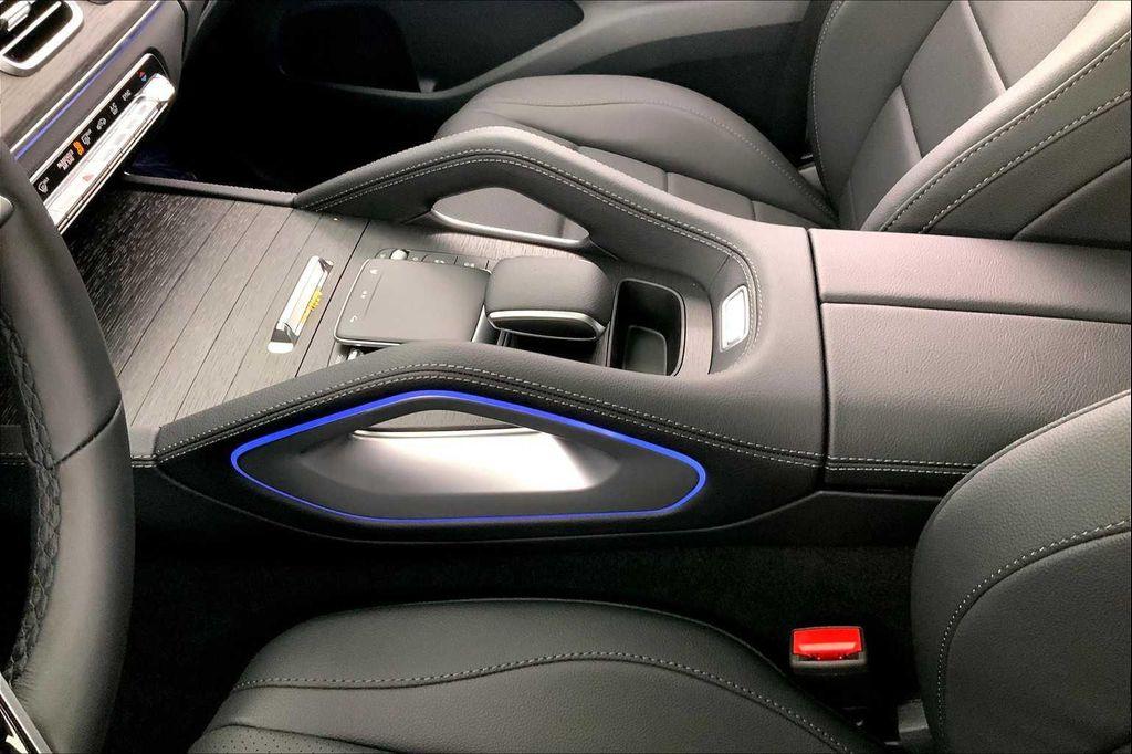 new 2025 Mercedes-Benz GLE 450 car, priced at $65,965