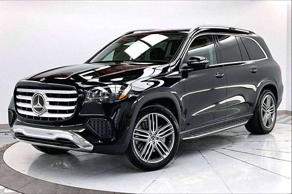new 2026 Mercedes-Benz GLS 450 car, priced at $93,715