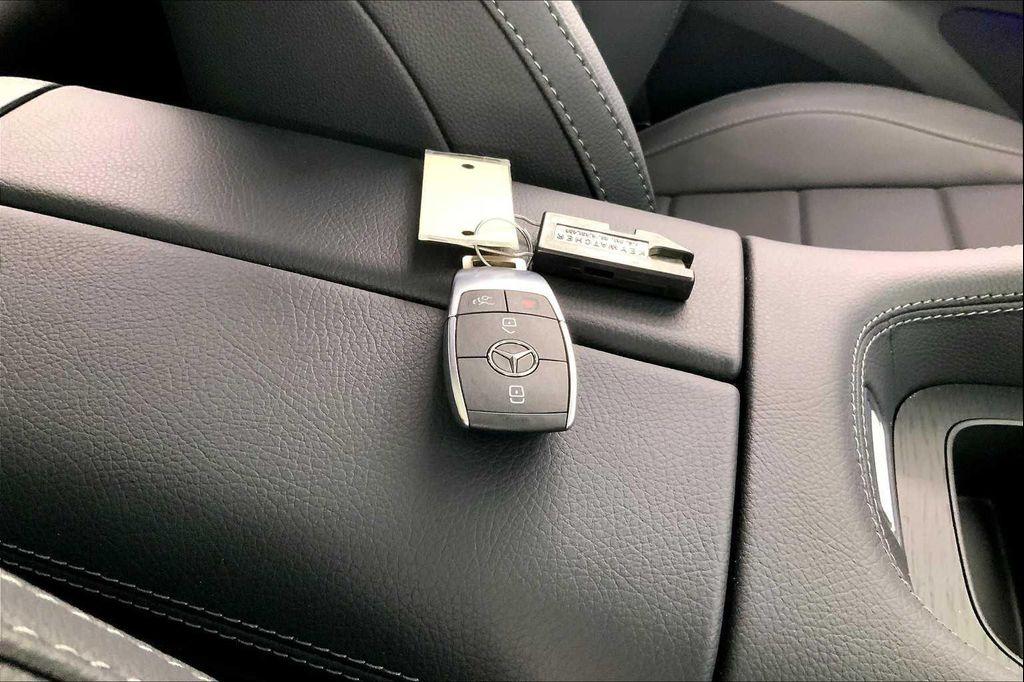 new 2026 Mercedes-Benz GLE 450 car, priced at $79,630