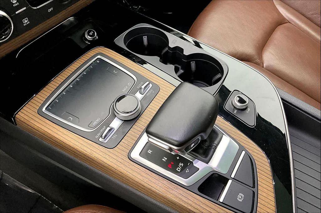 used 2017 Audi Q7 car, priced at $18,799