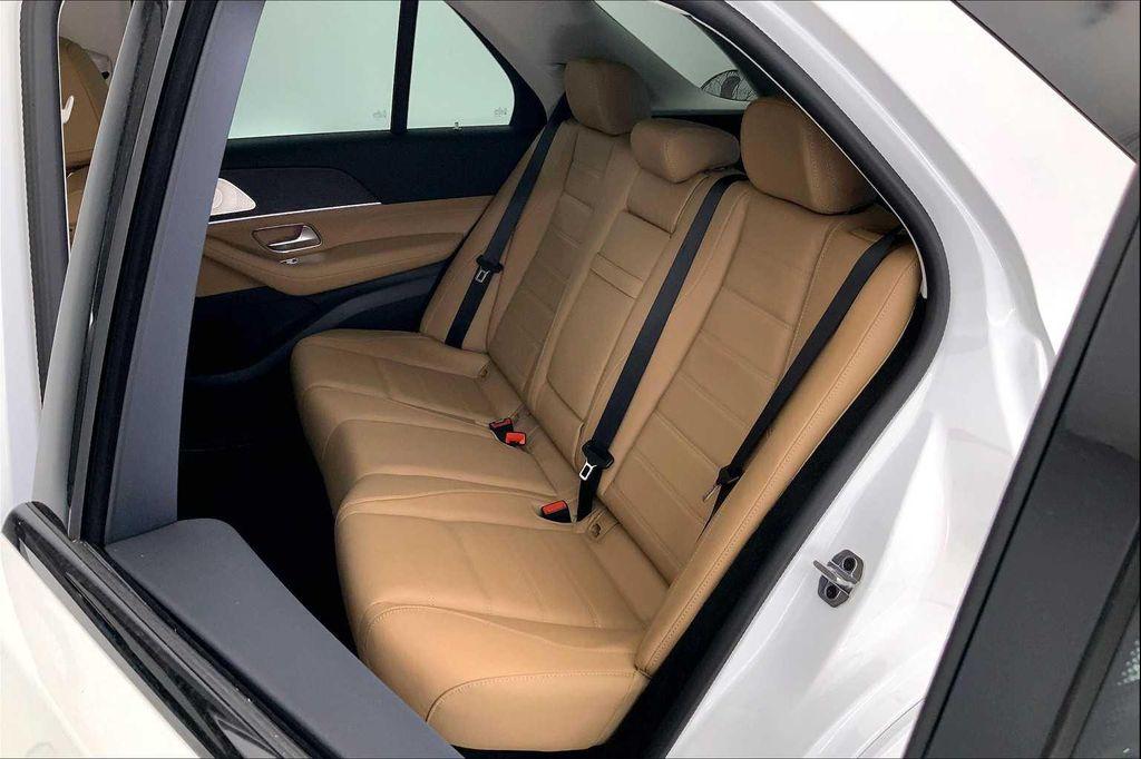 new 2026 Mercedes-Benz GLE 450 car, priced at $84,550