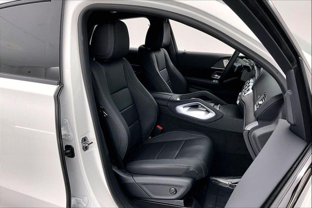 new 2026 Mercedes-Benz GLE 450 car, priced at $79,360