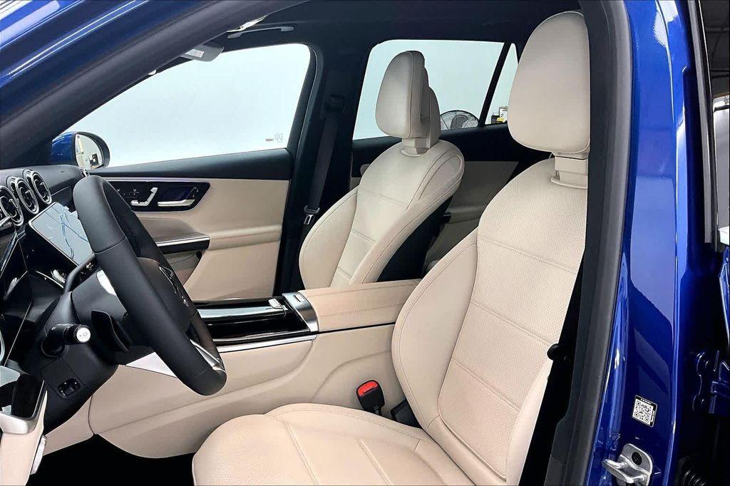 new 2026 Mercedes-Benz GLC 300 car, priced at $59,120