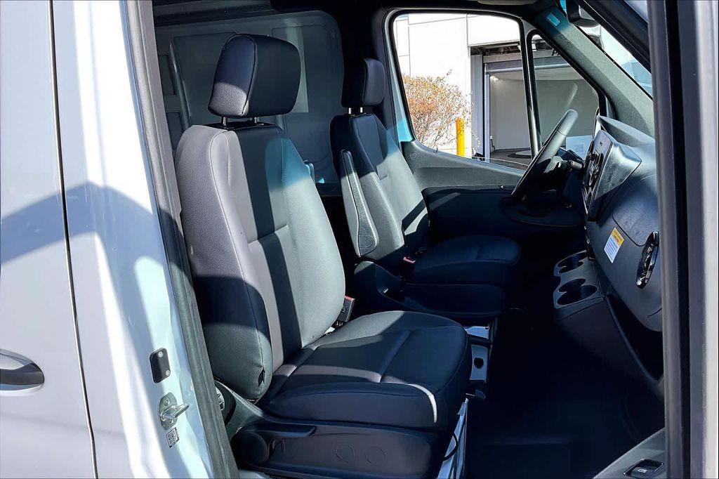 new 2026 Mercedes-Benz Sprinter 2500 car, priced at $58,749