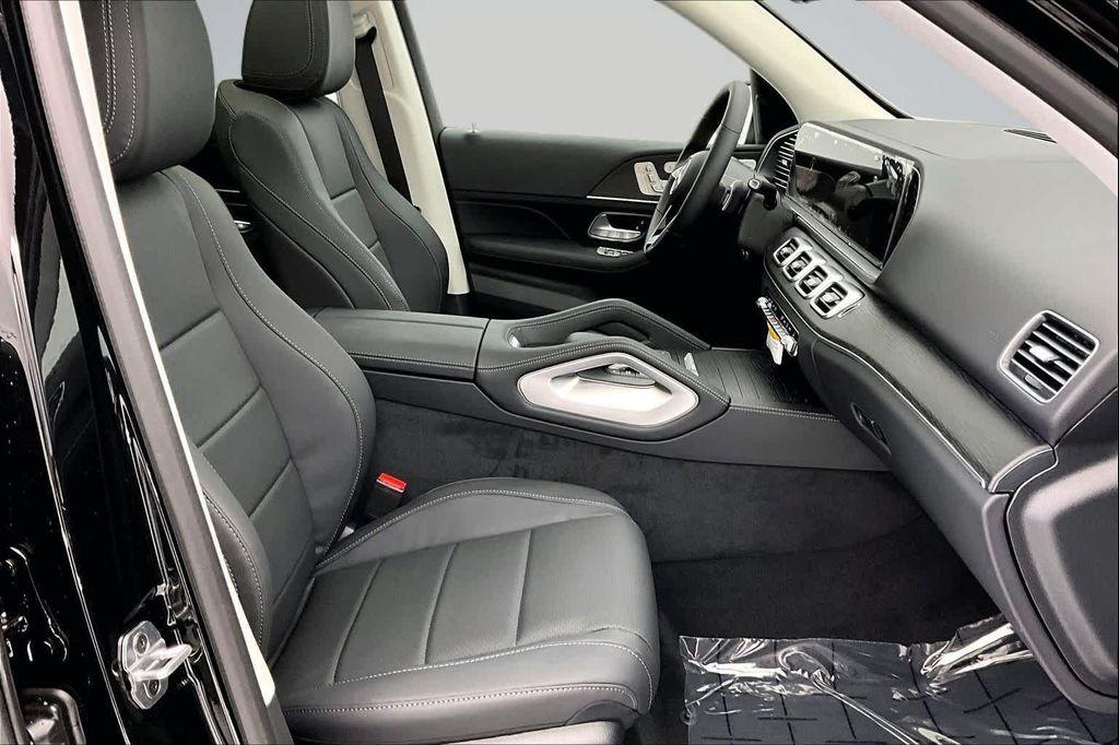 new 2026 Mercedes-Benz GLE 350 car, priced at $70,995