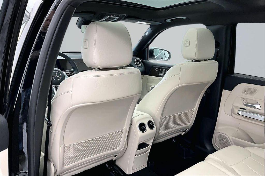 new 2026 Mercedes-Benz GLB 250 car, priced at $53,090