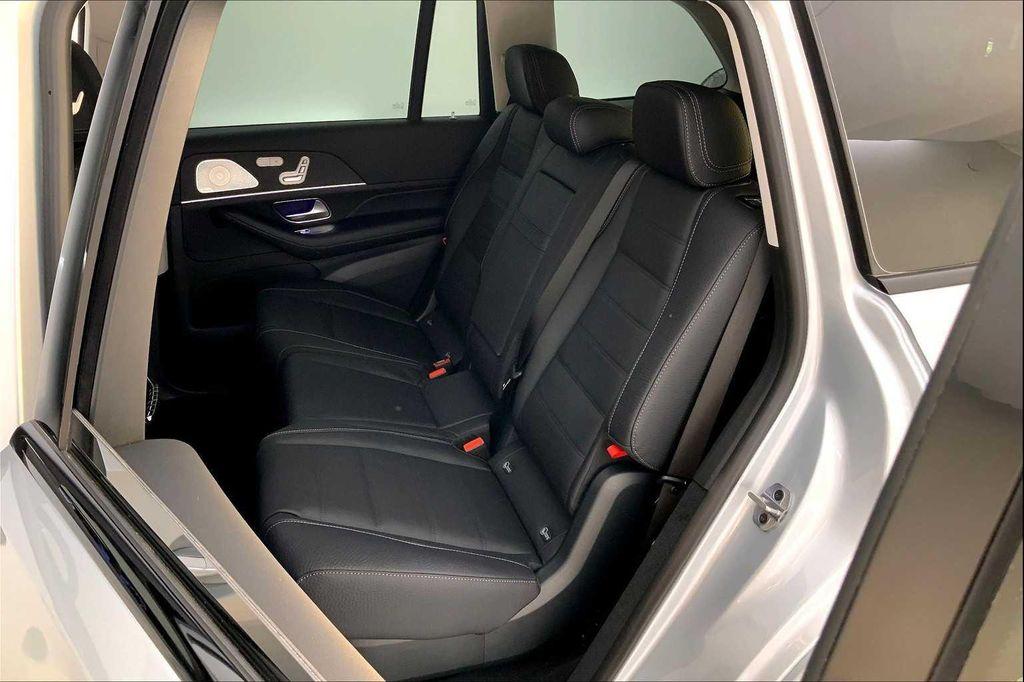 new 2026 Mercedes-Benz GLS 450 car, priced at $105,420