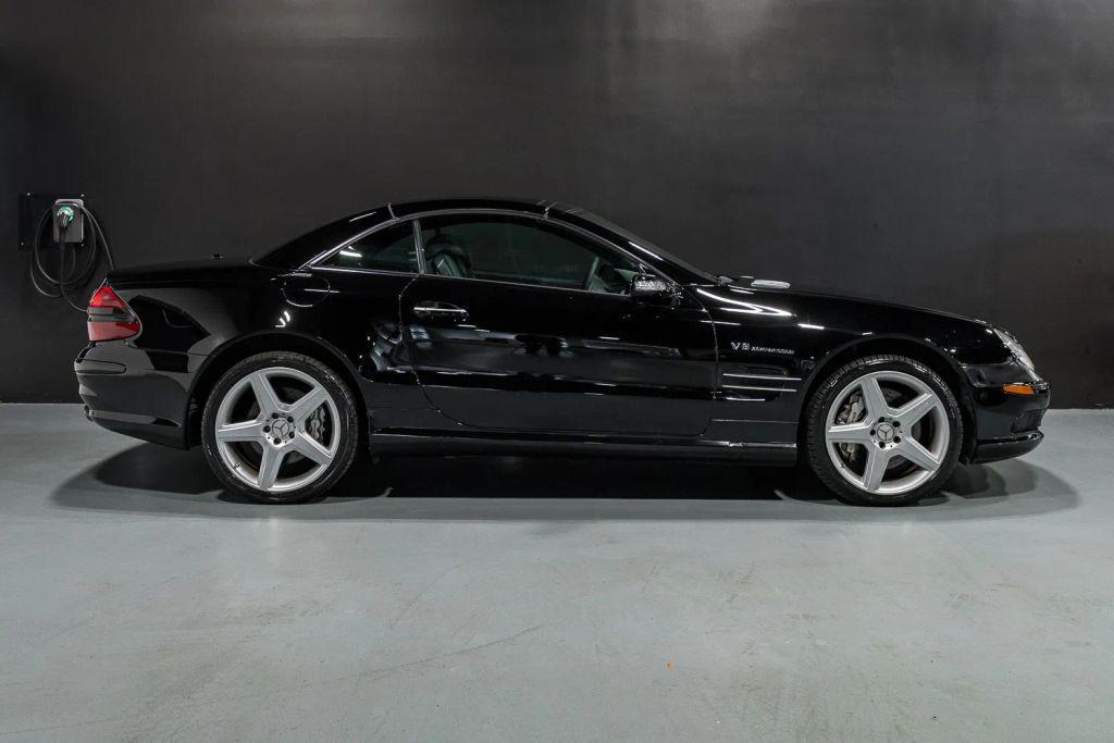 used 2006 Mercedes-Benz SL-Class car, priced at $23,900
